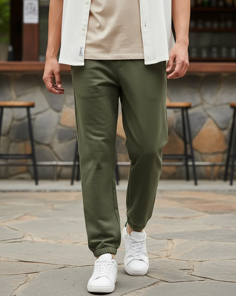 bewakoof Men's Winter Moss Green Oversized Warm Joggers